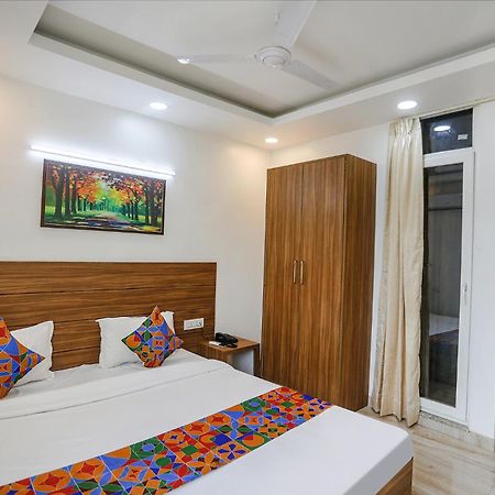 Fabhotel Unique Stay 노이다 외부 사진
