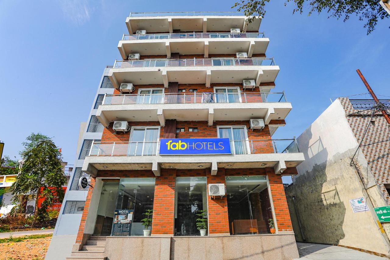 Fabhotel Unique Stay 노이다 외부 사진