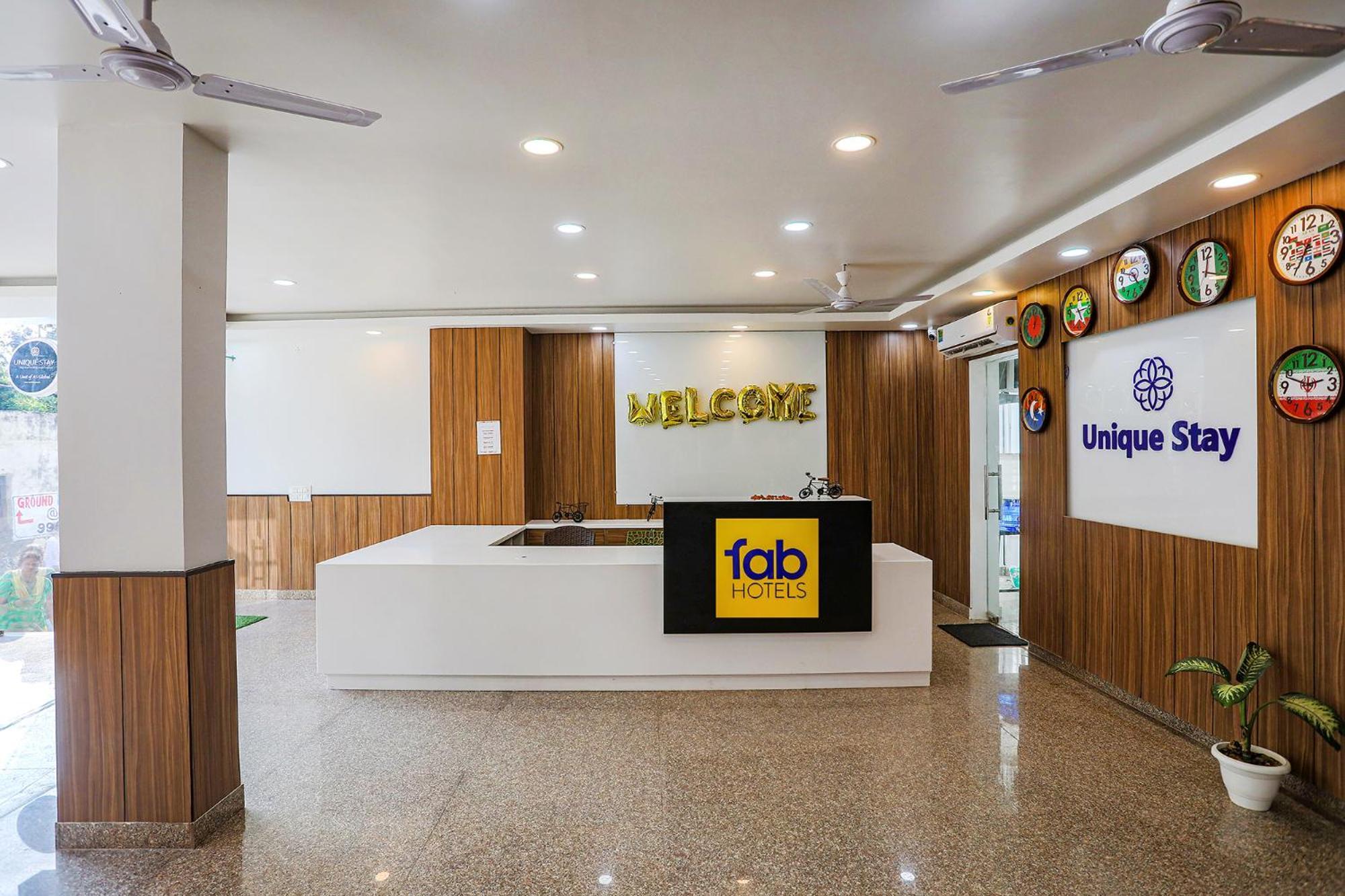 Fabhotel Unique Stay 노이다 외부 사진