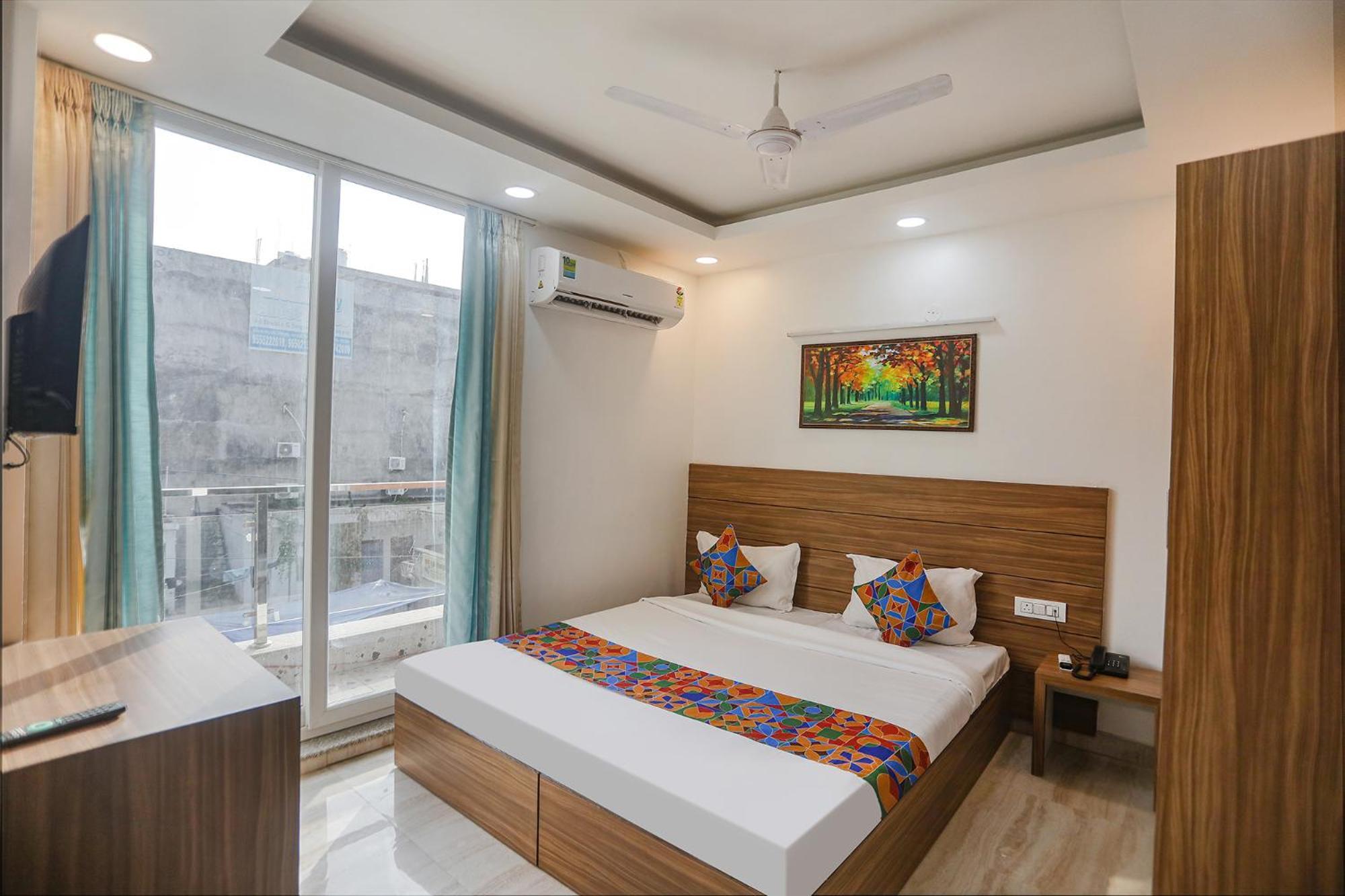 Fabhotel Unique Stay 노이다 외부 사진