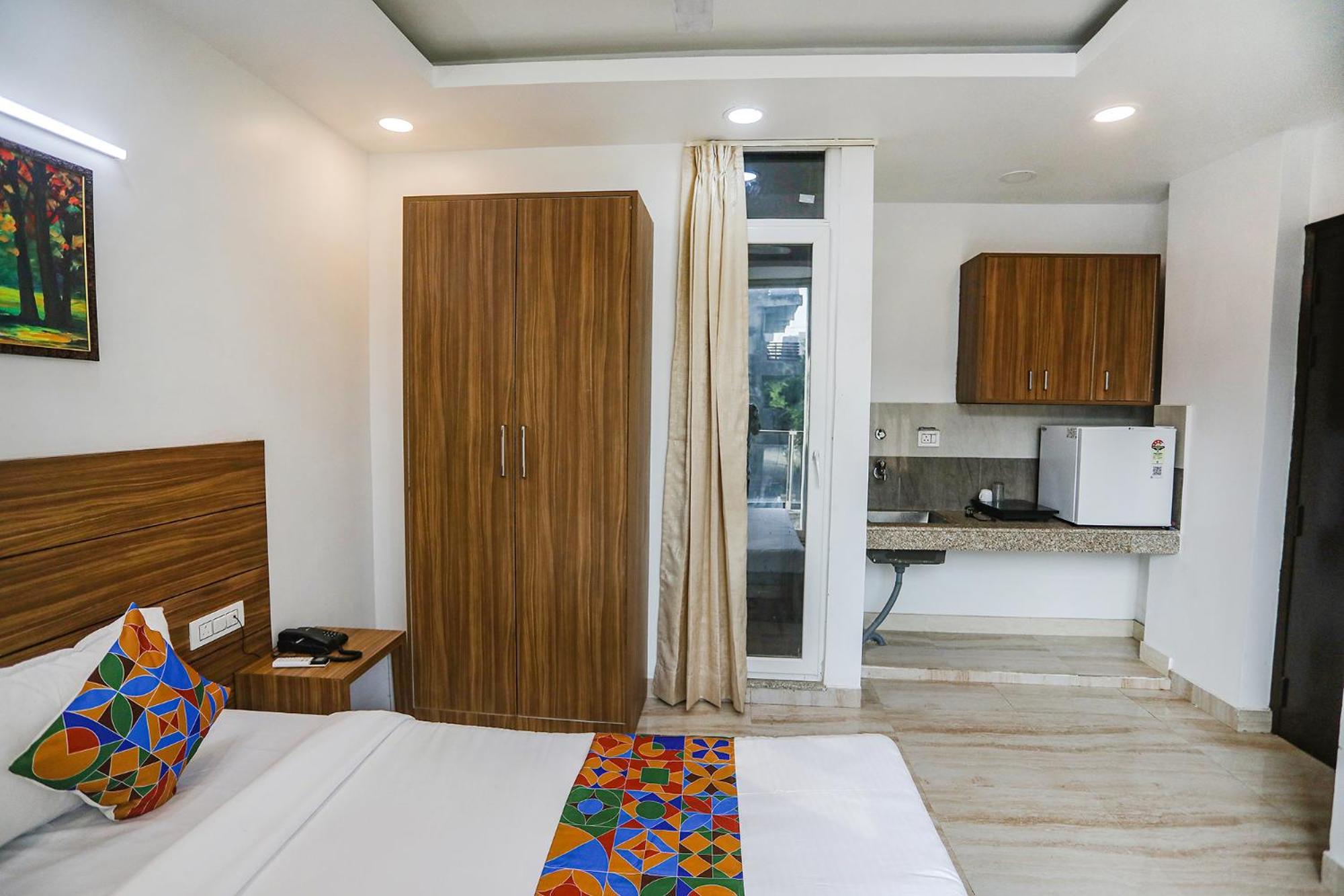 Fabhotel Unique Stay 노이다 외부 사진