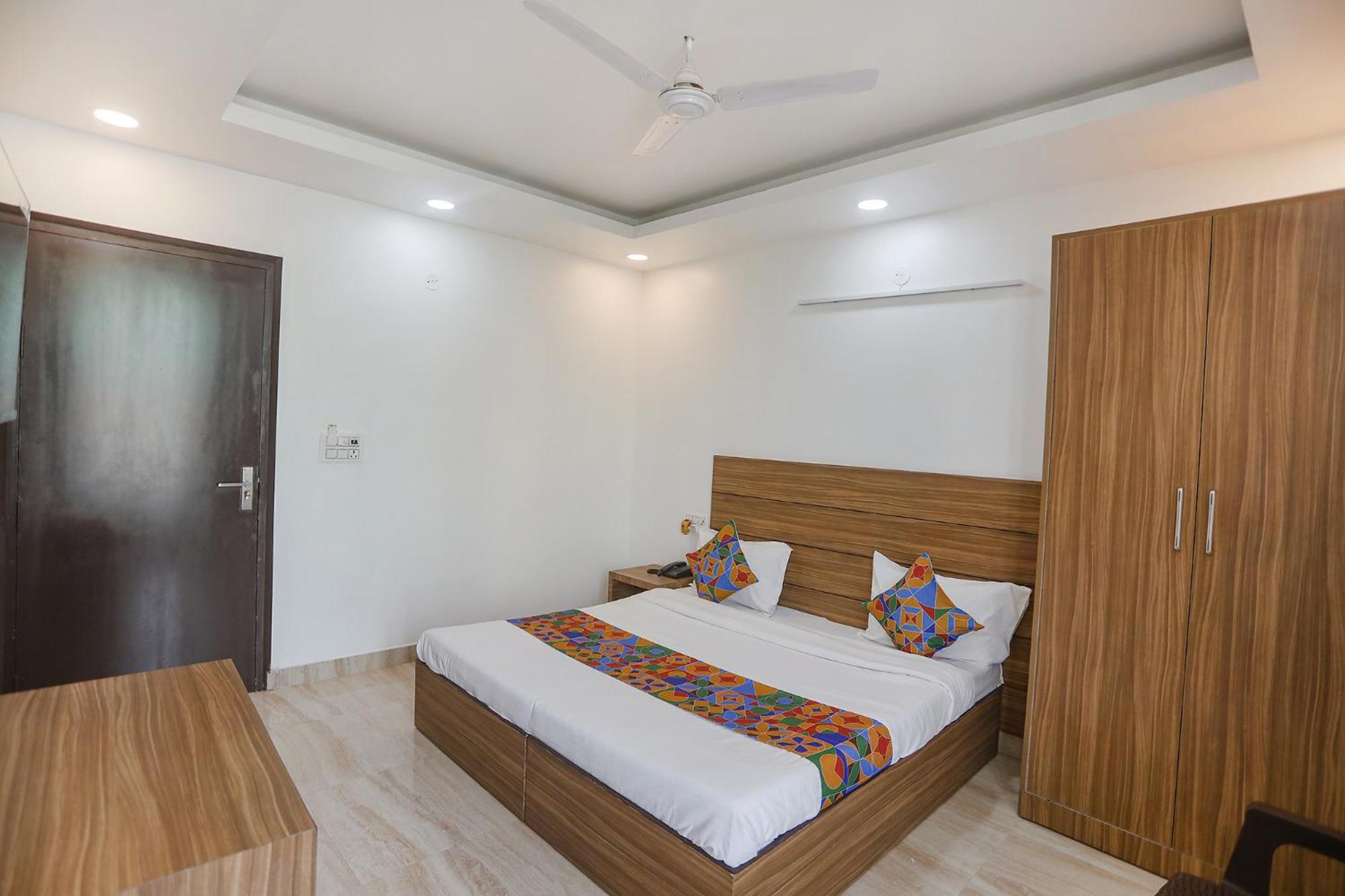 Fabhotel Unique Stay 노이다 외부 사진