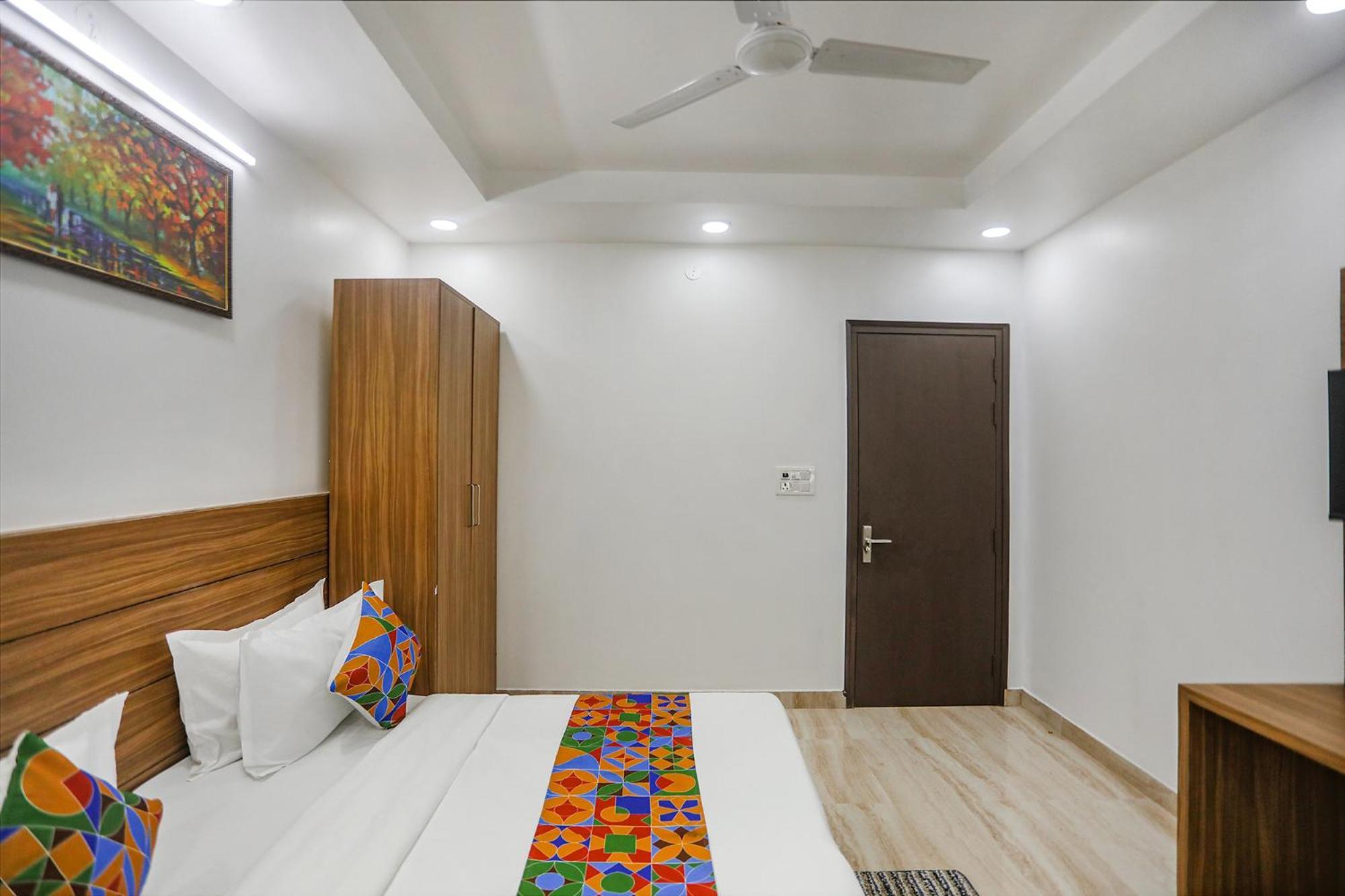 Fabhotel Unique Stay 노이다 외부 사진